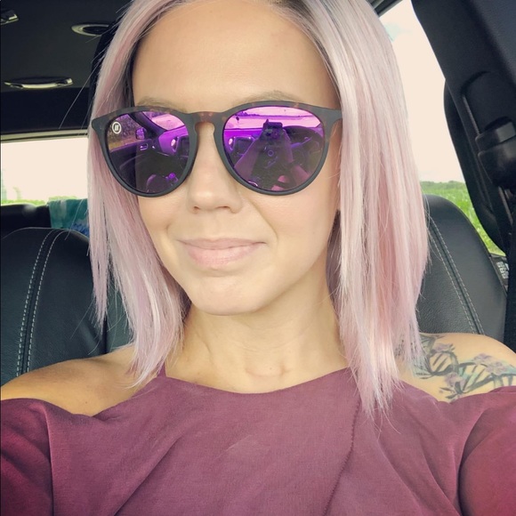 Meet your Posher, Lorri - Picture 4 of 16